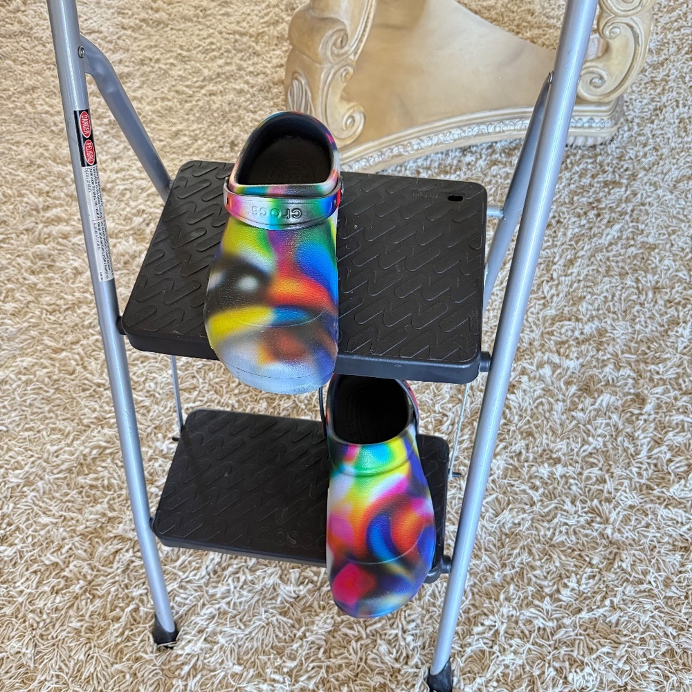 Crocs Bistro Graphic Clog Neon Tie Dye Work Casual Mens Size 13 - Picture 3 of 10
